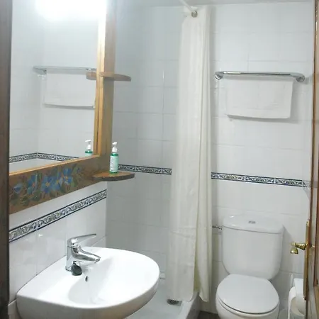 Plaza Del Ayuntamiento Onís