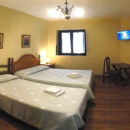 Pensión Plaza Del Ayuntamiento 3*
