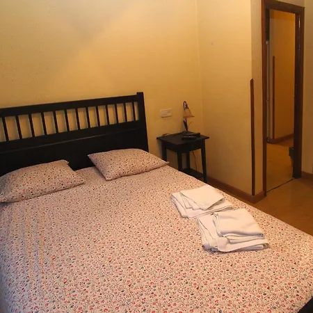 Plaza Del Ayuntamiento 3*