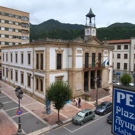 Plaza Del Ayuntamiento Pensión 3*